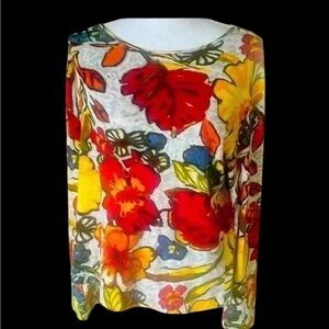 Chico size 2 (Large) 100% cotton. Excellent condition long sleeve crew neck